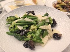 -品海楼·大连海胆锅贴馆(东港店)