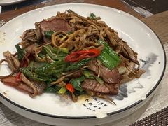 -滇越乘象云南餐厅(豆各庄店)
