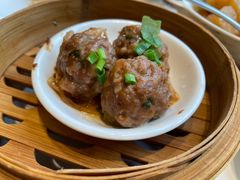 -万龙洲海鲜(大兴绿地缤纷城店)