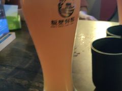 -板凳鲜酿·精酿啤酒(科华北路店)