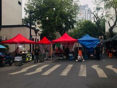 -吴山路夜市