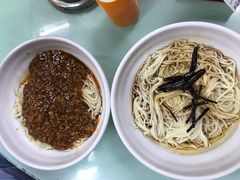炸酱拌面-食惠里小笼包面馆(越秀店)