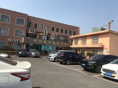 -上海市宝山区殡仪馆-停车场