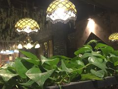 -春天里·老街坊餐厅(港隆广场店)