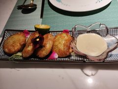 泰式手打虾饼-蜜桃花开·中西融合菜E&W(南长街店)