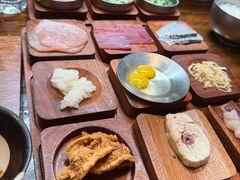 -银米·云南传统过桥米线(双廊黑金冠店)