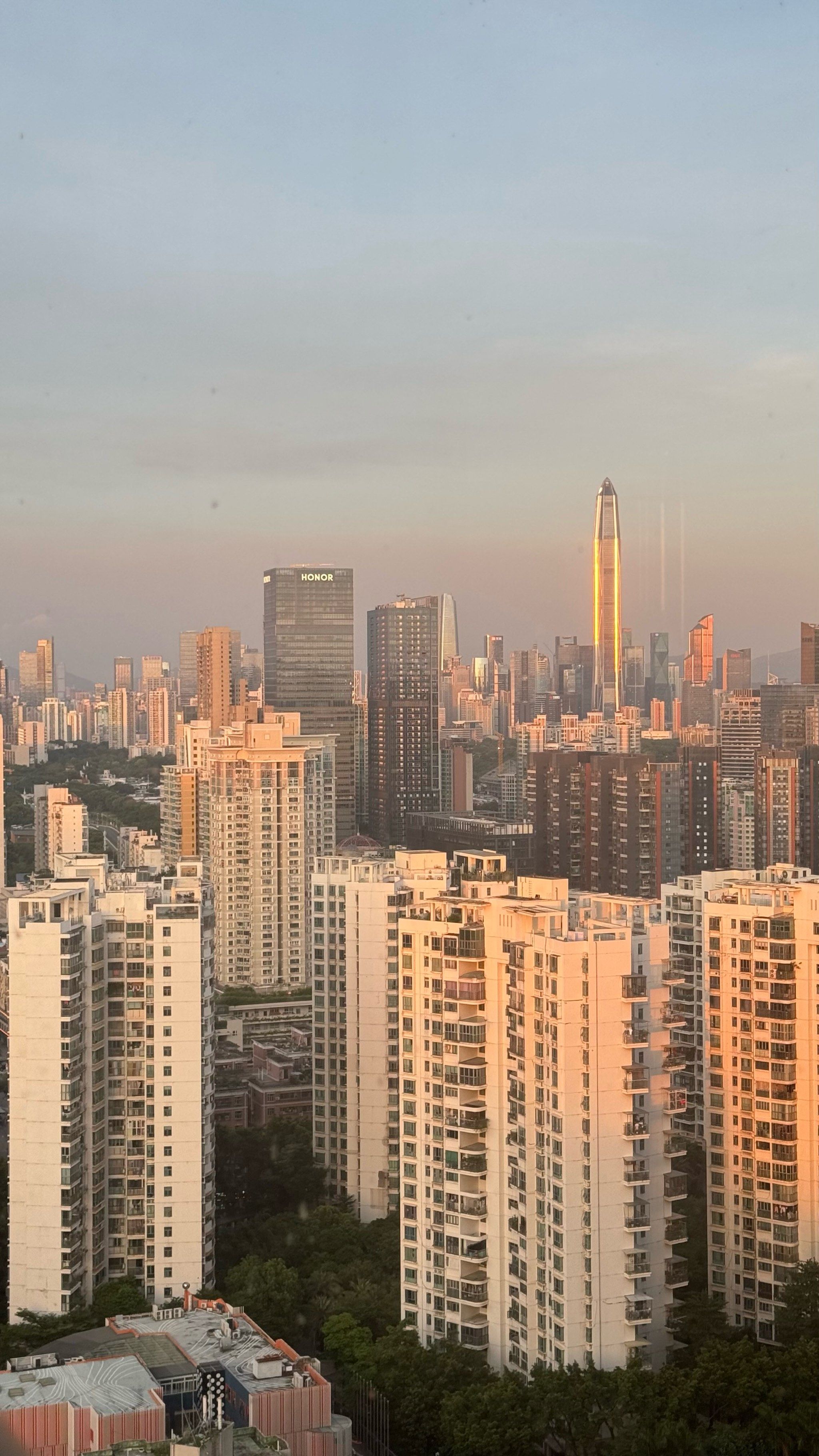 集拼图记生活#落日余晖映晚霞 #落日晚霞 #日落晚霞 #楼顶风景