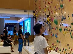 -ROCKPLUS攀岩馆(环宇城店)