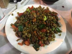 酸豆角炒鸡胗-新新湘菜馆(新中街二条店)