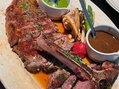 28天干式熟成澳洲M3带骨西冷-404干式熟成牛排馆•聚会餐厅