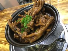 -大富蚝乌东哥饭店·石锅鱼杂·柠檬鸭(革新路店)
