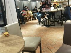 -肯德基(西影路店)