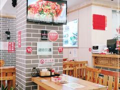 大堂-余丞记川渝面馆(云峰店)