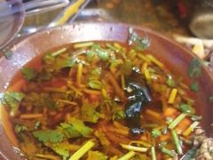 -黄潇洒老火锅(九眼桥宏济巷店)