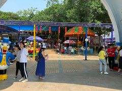 -顺德大良半月城游乐场