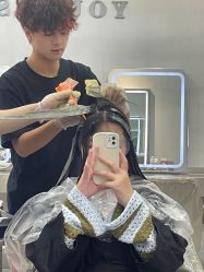-YOUNG漾沙龙