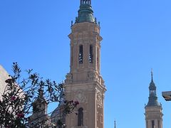 -皮拉尔圣母圣殿主教座堂