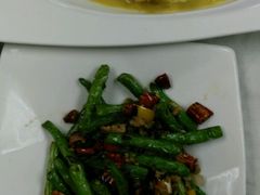 -上海虹桥君丽假日酒店(娄山关路地铁站店)