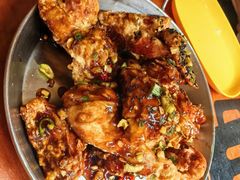 -BHC炸鸡(明洞总店)