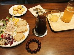 -ZING COFFEE 镜咖啡