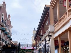 -王府井奥莱临潼小镇(临潼店)