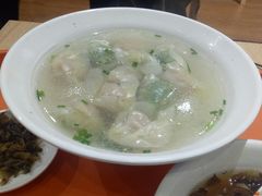 全家福馄饨-刘鸿盛(罍街店)