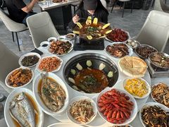-丹水桥地锅鱼·翘嘴鲌·地方特色全鱼宴(丹江口大坝店)