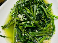 -嘎吧锅私家菜馆(新村十区店)