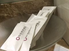 -宜昌均瑶国际酒店(宜昌CBD购物中心夷陵广场店)