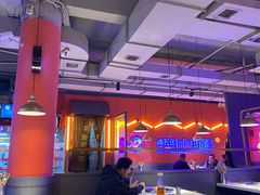 大堂-钢管厂五区小郡肝串串香(滨江店)
