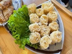 黄金卷-毛辣果·贵州红酸汤牛肉火锅(西单店)