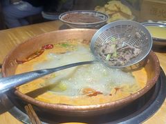 酸辣锅底-洱火云南酸菜牛肉火锅(石景山当代商城店)