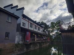 -丝绸小镇荻港古村