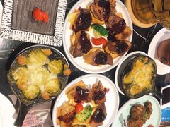 -小天鹅戴斯酒店鲸鲨百汇创作料理