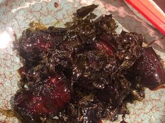 龙井脆皮茶香肉-老头儿油爆虾·知味杭州(爱琴海购物中心)