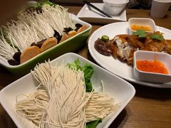 -拾味馆·浓鲜骨汤(光谷天地店)