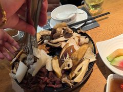 -一朵菌·野生菌探索家火锅(南亚店)