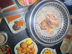 -梨花自助烤肉(乐宾店)