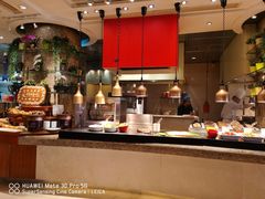 -咖啡苑自助餐厅·中国大饭店
