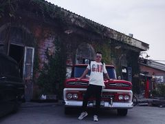 -席娜卡琳火车铁道夜市