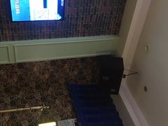 -蓝乐光量贩KTV(浦东禹悦汇店)