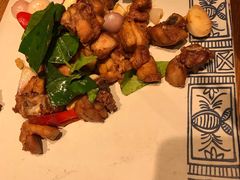 泰式柠檬香叶鸡-云海肴云南菜(正大广场店)