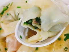 荠菜鲜肉馄饨-潘国仙耳光馄饨(黄家阙路店)