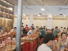 -冶建镜子·老南昌大排档·江西虾王(总店)