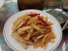 -乡村馕坑肉·烧烤·新疆菜·本地人更爱吃(阿勒泰首店)