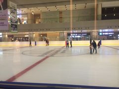 -冰堡国际溜冰场(观澜湖新城MHMALL店)