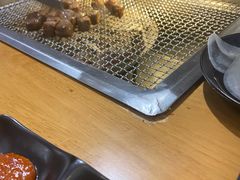 -肉甲韩国木炭烤肉(新壹街1店)