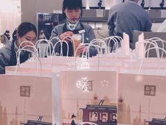 -奈雪的茶(市百一店)