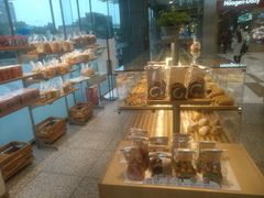 面包甜点陈列柜-BreadTalk面包新语(龙之梦购物中心莘庄店)