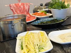 -云中捞高空旋转餐厅(商茂世纪广场店)